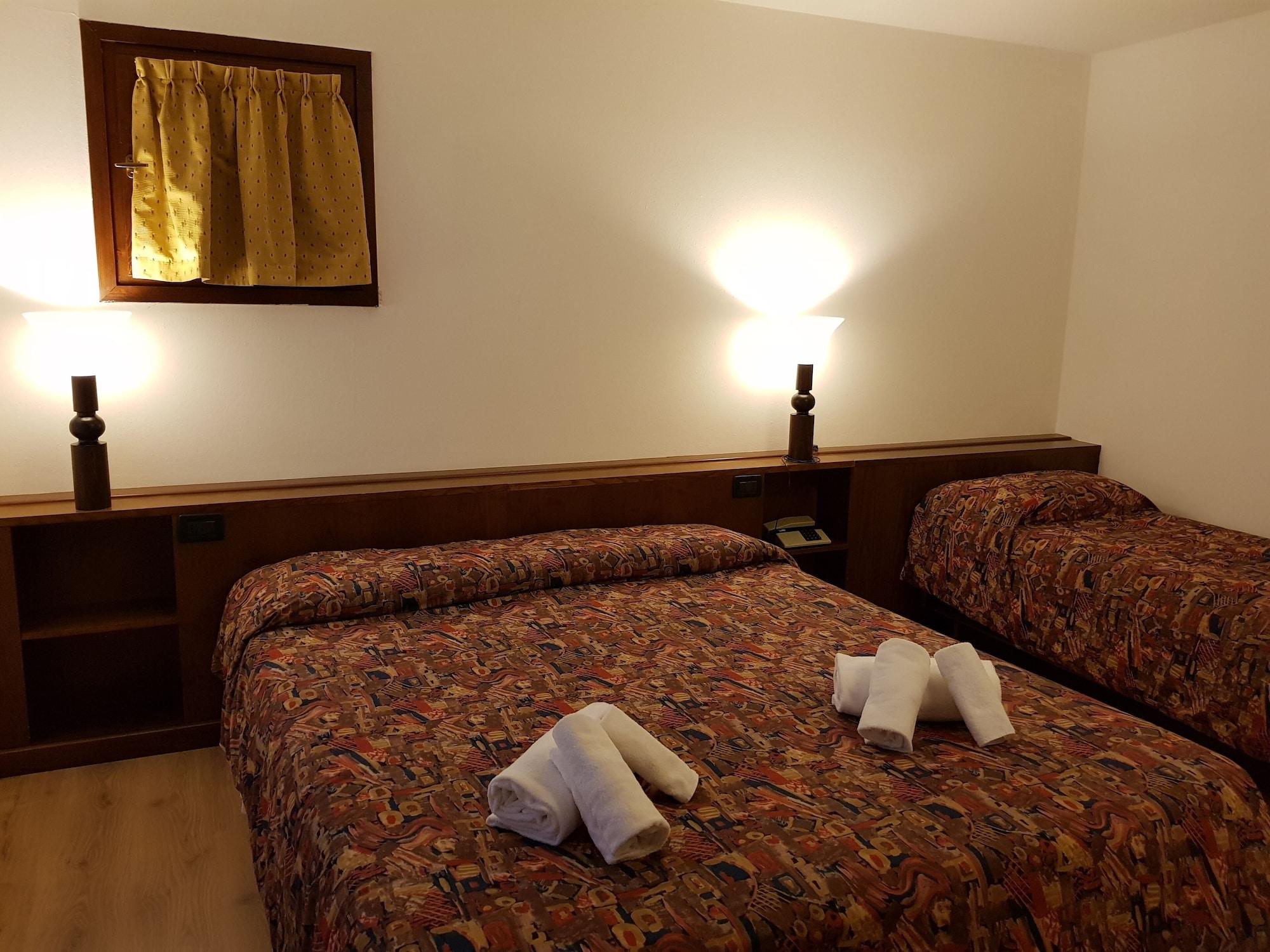 Hotel Alle Tre Baite Santa Caterina Valfurva Eksteriør bilde