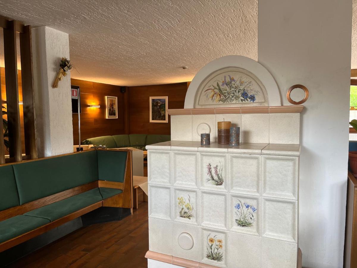 Hotel Alle Tre Baite Santa Caterina Valfurva Eksteriør bilde