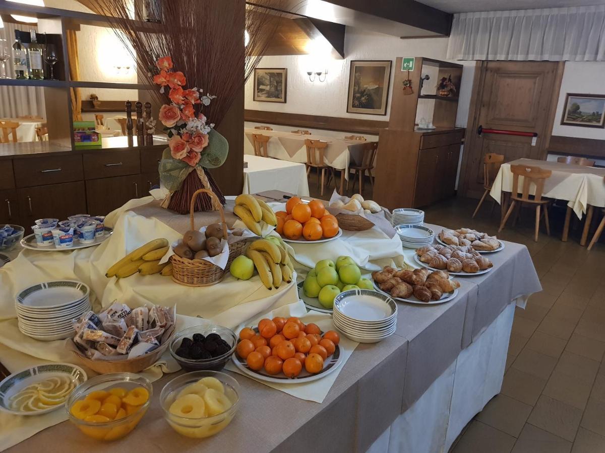 Hotel Alle Tre Baite Santa Caterina Valfurva Eksteriør bilde